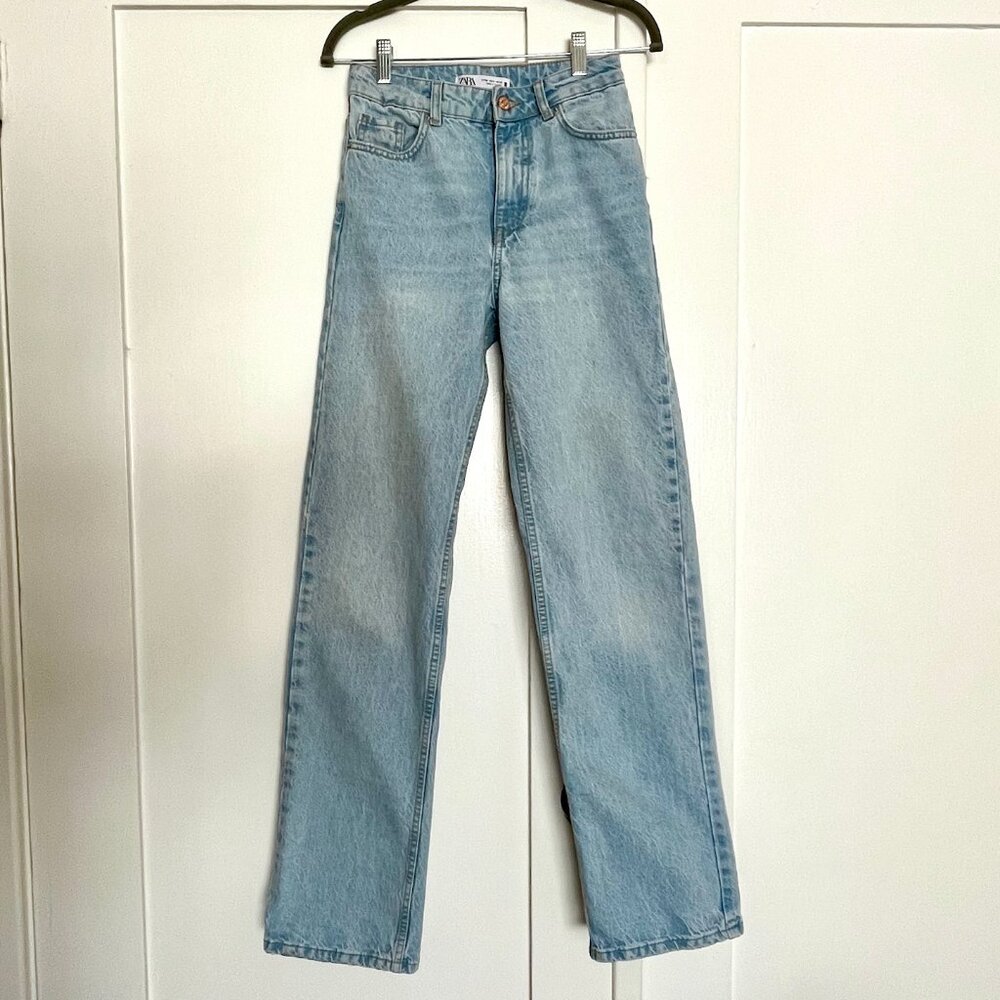 Zara, Brand New- Never Been Worn, Wide leg Light Wash Denim, Size 0